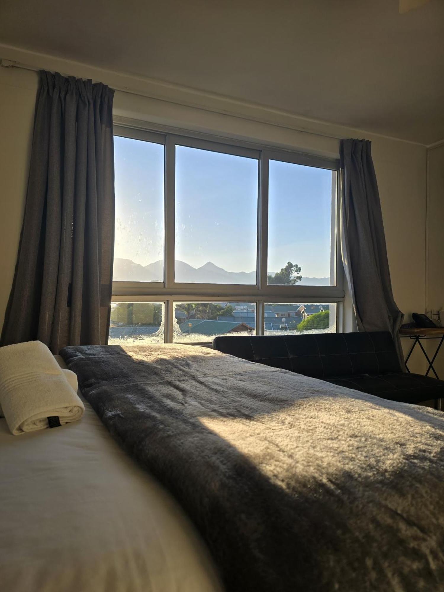 False Bay Inn Странд Экстерьер фото